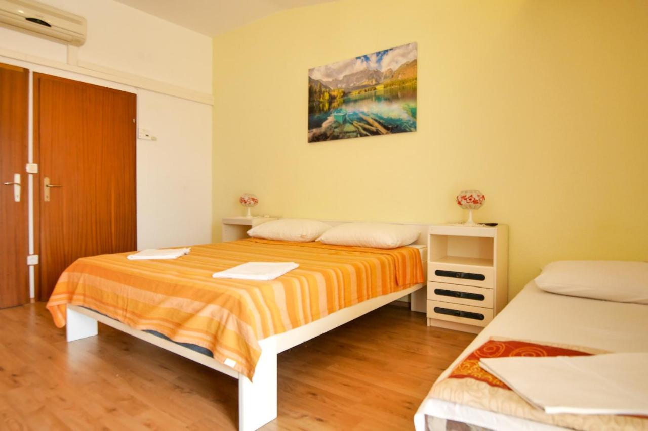Apartments Babaja 오미스 외부 사진