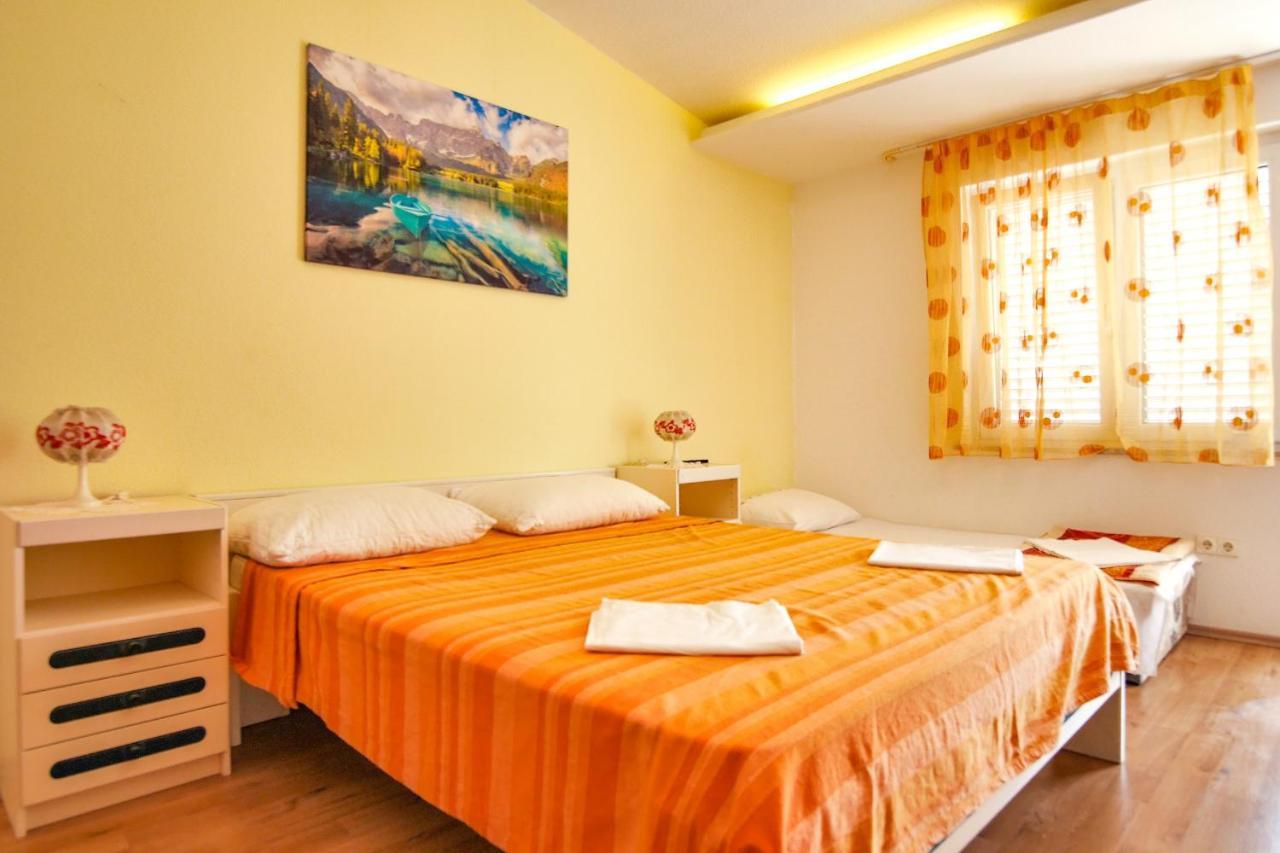 Apartments Babaja 오미스 외부 사진